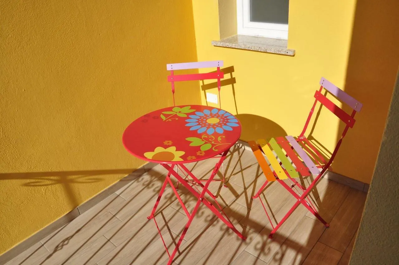 B&B L'Arcobaleno Pula Alojamento de Acomodação e Pequeno-almoço